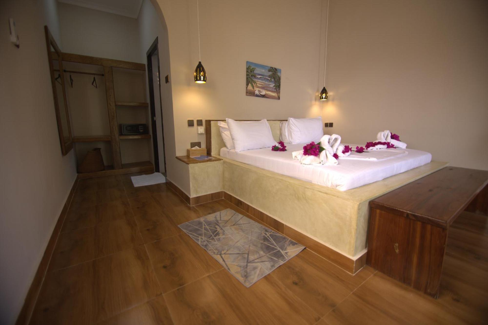Mafia Dream Hotel Килиндони Экстерьер фото